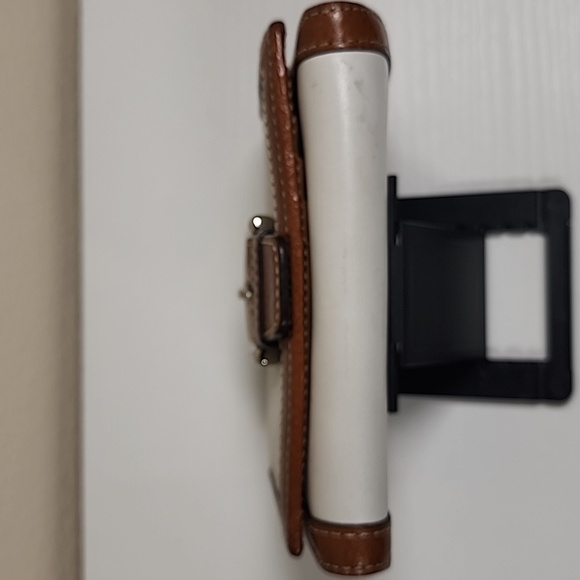 Vintage Coach Soho Wallet - Picture 11 of 16